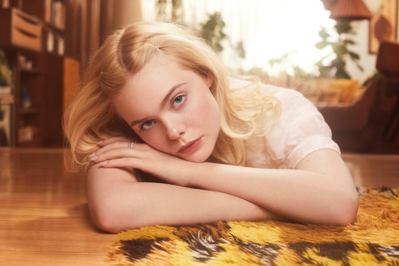 Blue Eyes, 1080P, Blonde, Actress, Stare, Elle Fanning, Actresses, American