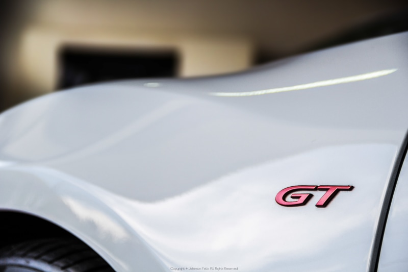 white color, red, no people, Audi R8, focus on foreground, indoors, selective focus, road, Audi R8 Spyder, car, day, land vehicle, Audi, stop sign, Spyder