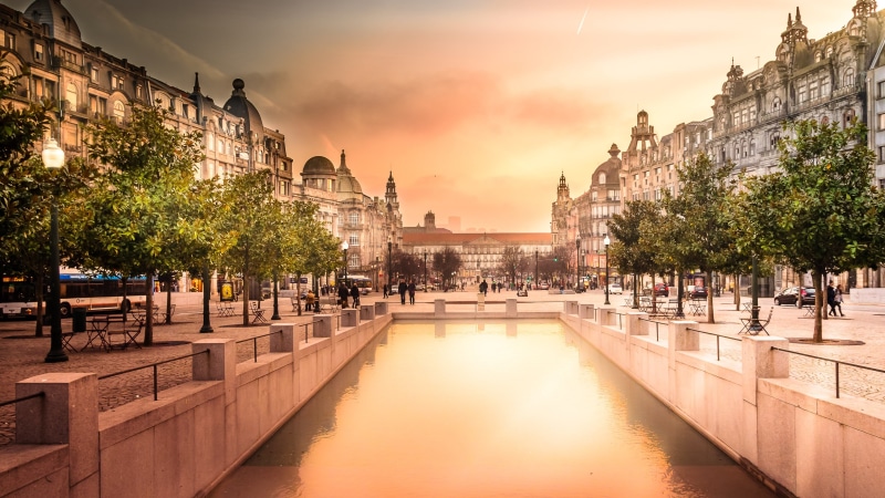 plaza, aliados, the past, nightfall, cloud - sky, sky, travel destinations, sunset, photography, outdoors, building, place of worship, evening, architecture