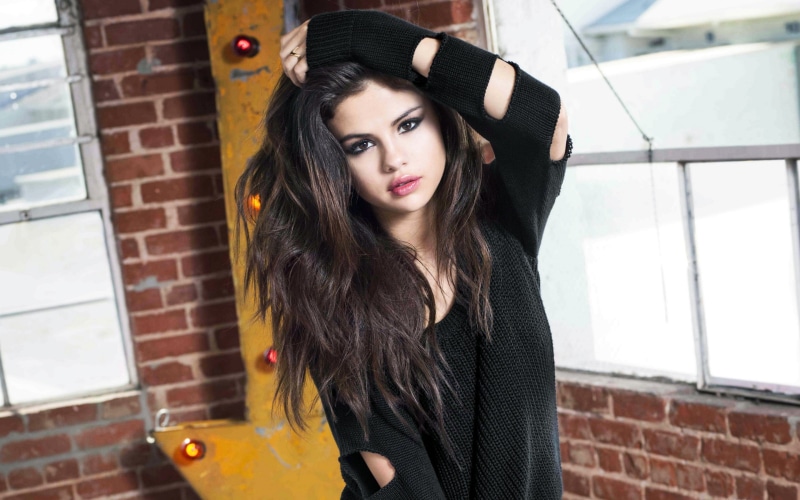 women, brick, young adult, contemplation, young women, brick wall, selena, fashion, Selena Gomez, window, clothing, hair, portrait, long hair, beauty, gomez