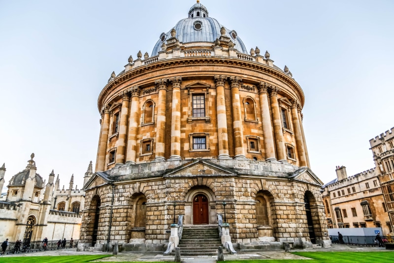place of worship, european, 5K, spirituality, built structure, library, radcliffe, town, souls, landmark, exterior, day, education, travel destinations