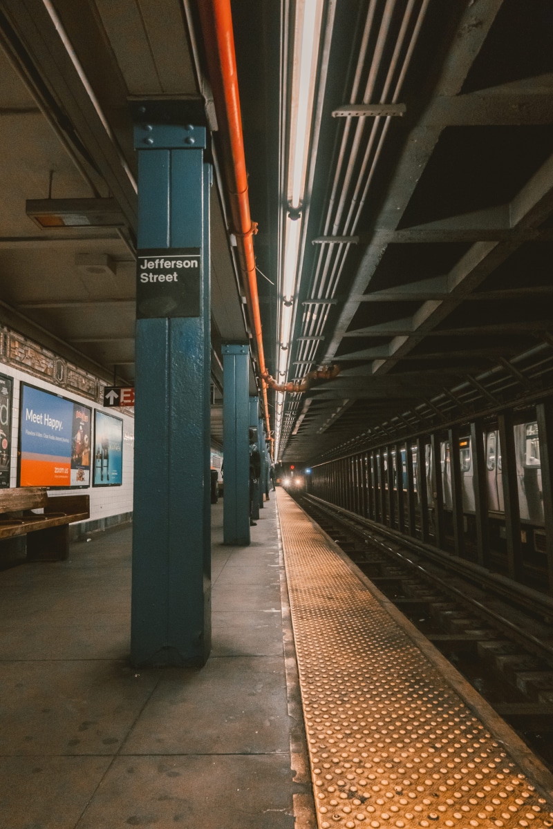ceiling, architecture, train coming, rail transportation, illuminated, nyc, leading line, station, no people, built structure, nyc transit, gray, light