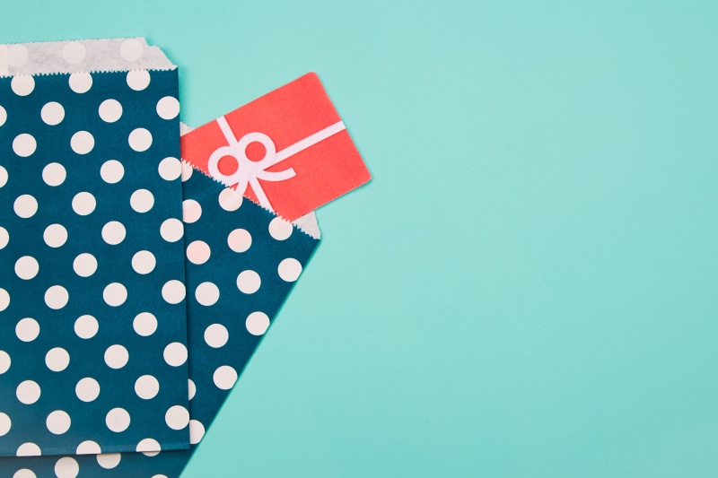 indoors, Gifts, Flatlay, card, ribbon - sewing item, copy space, colored background, no people, red, holiday, spotted, Sale, emotion, 4K, celebration