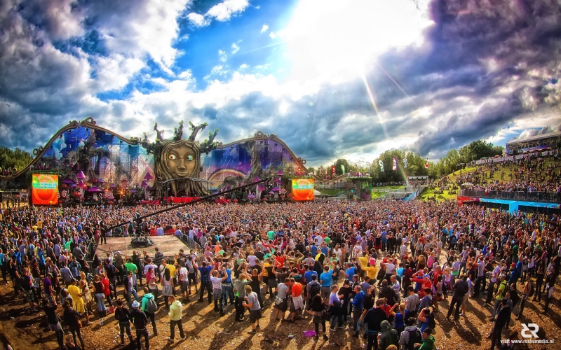 music festival, event, stage, sunlight, group of people, men, outdoors, cloud - sky, lifestyles, enjoyment, lot, real people, crowd, 2K, spectator, large group of people
