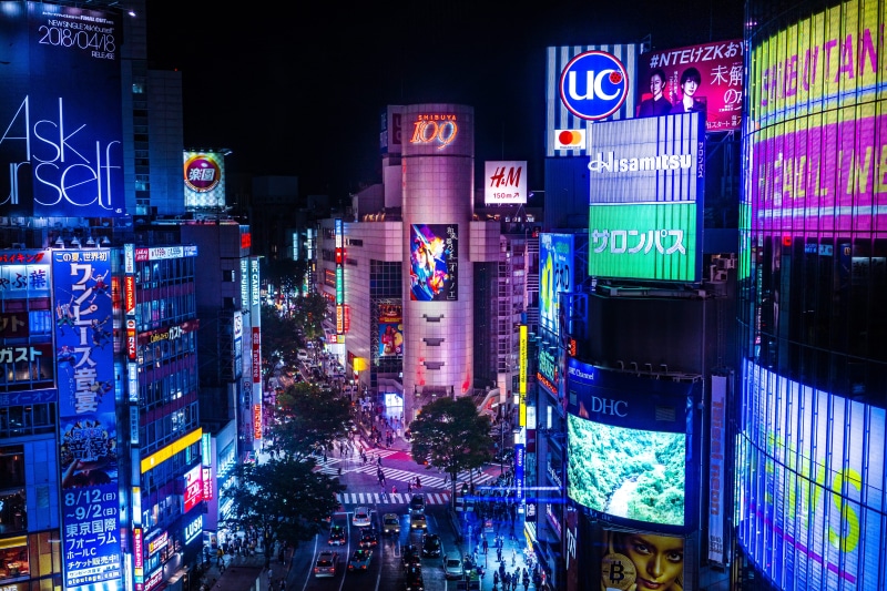 night, business, non-western script, building exterior, sign, no people, financial district, 5K, neon, skyscraper, city, tokyo, downtown district, text