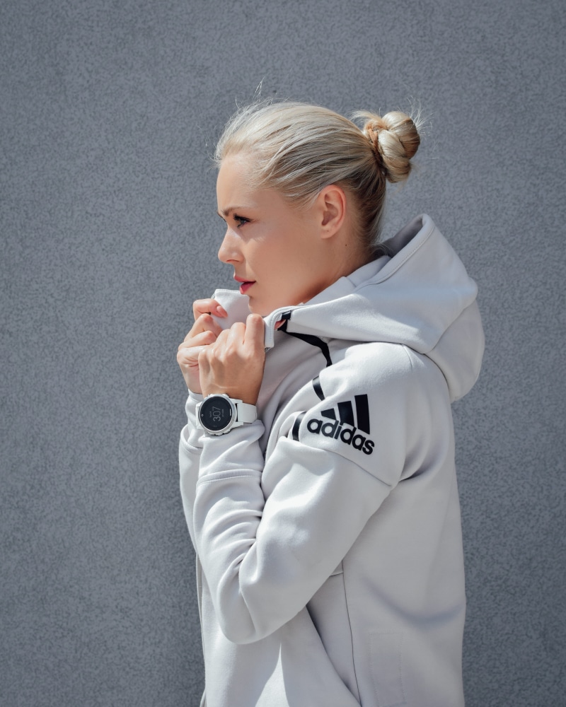 walking, standing, young adult, clothing, hoodie, garmin, portrait, one person, pullover, street, gray, caucasian, wearing, watch, hairstyle, women, female