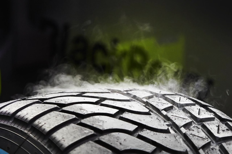 metal, land vehicle, nature, heat, transportation, pattern, vehicle, tires, rubber, wheel, Formula 1, emitting, safety, pollution, smoke - physical structure
