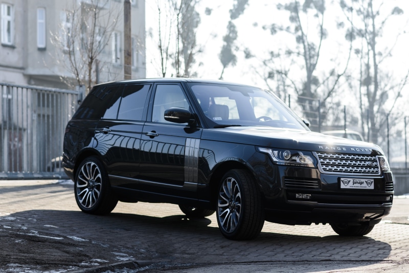 land vehicle, car, elegance, range rover, style, stylish, sky, transport, 4x4, black, extreme, rover, off-road, offroad, near, automobile, service, retro styled