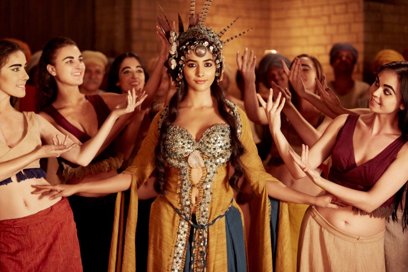 Pooja Hegde, Bollywood, 2K, Chaani, Mohenjo Daro