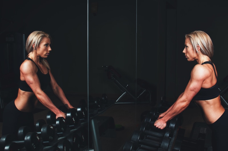 caucasian Ethnicity, shot, 4K, young Adult, the Human Body, health Club, action, dumbbell, sportswear, females, healthy Lifestyle, sports Clothing, body Building