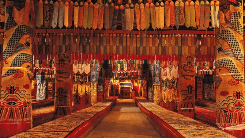 mural, the way forward, sichuan, building, built structure, ornate, sershul monastery, buddhist, 1080P, illuminated, indoors, craft, buddism, empty, red