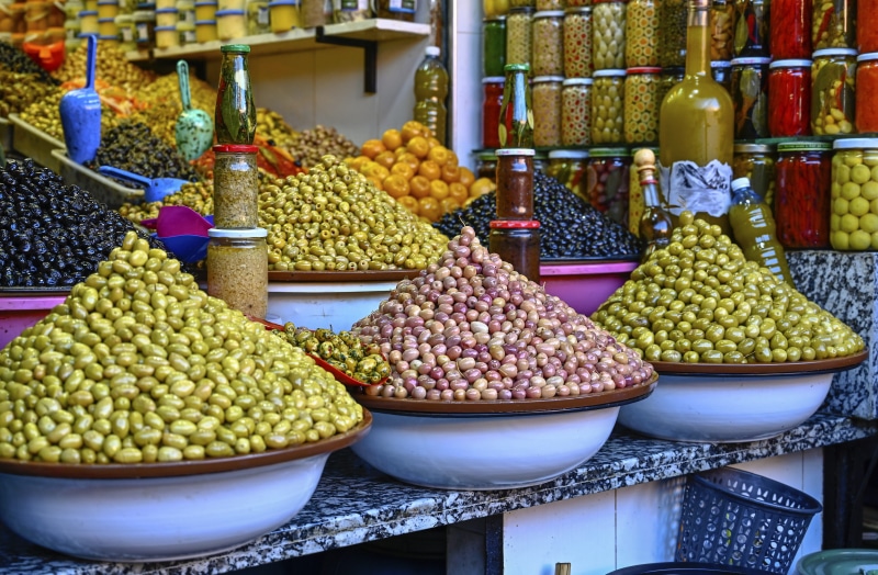 bowl, morocco, shop, choice, retail, traditional, freshness, kuwait, fair, marrakech, food, green olive, memory, trade, wellbeing, retail display, shopping