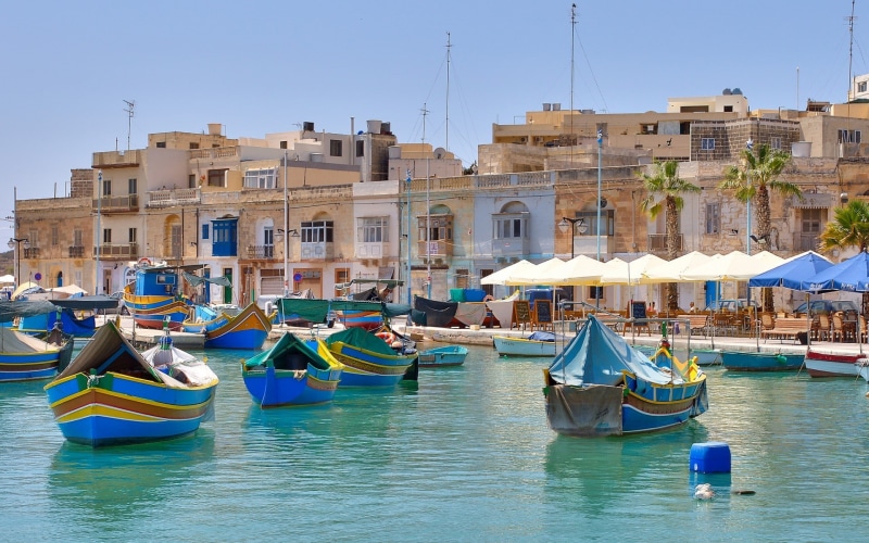 gondola - traditional boat, city, building exterior, fishing boat, architecture, 1080P, outdoors, transportation, Malta, travel destinations, sky, travel