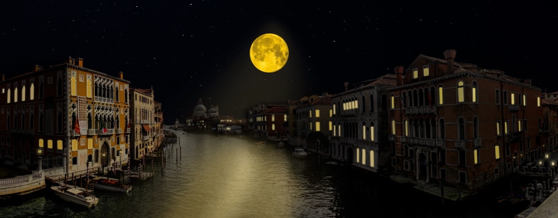residential district, transportation, outdoors, 8K, nature, venice, building, city, doge, header, good night, italy, wealth, full moon, moon, space, gondola