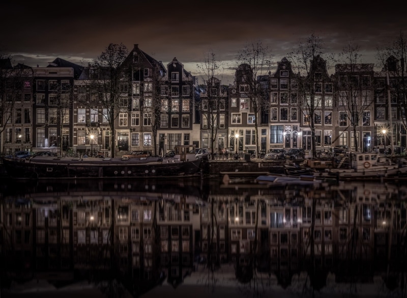 row house, residential district, Amsterdam, nautical vessel, built structure, sky, 1080P, Netherlands, water, outdoors, river, transportation, beige, city