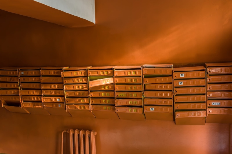 bookshelf, filing cabinet, in a row, 1080P, business, collection, box, no people, storage room, order, cabinet, mail, stack, retail, abundance, storage compartment