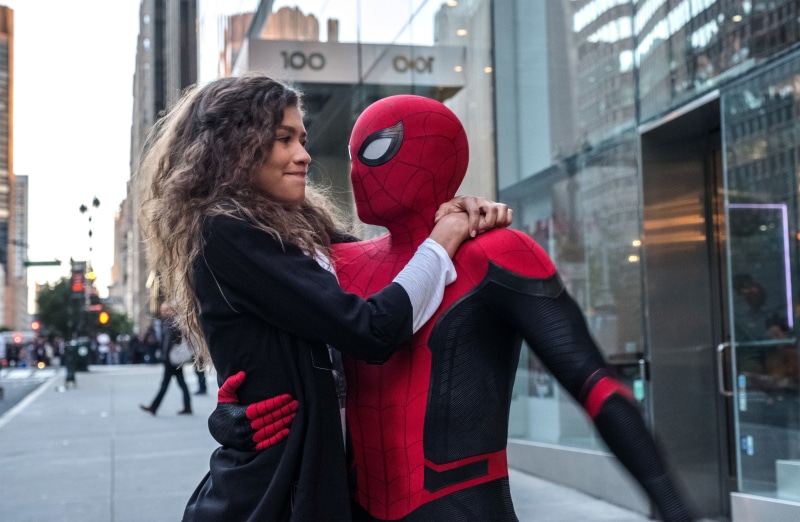 Spider-Man, 4K, Spider-Man: Far From Home, Brunette, Zendaya, Marvel Comics, Depth Of Field