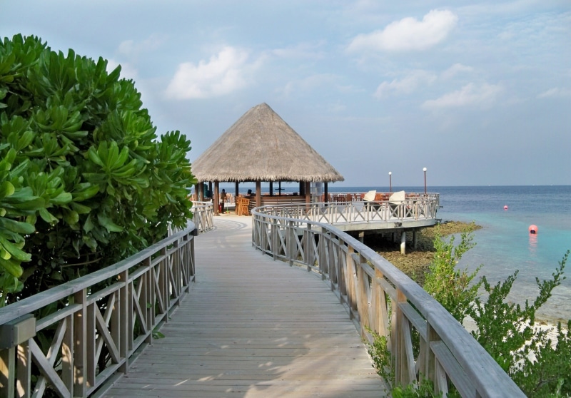 water, day, wooden, land, ocean, paradise, built structure, architecture, restaurant, beach, tropical, resort, bar, heat, islands, tourism, walkway, sea