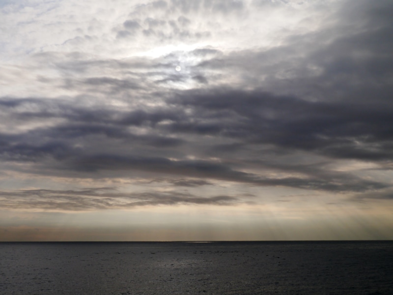 horizon, cloud - Sky, horizon Over Water, blue, environment, cloud, water, Morning, ripples, weather, black, sun, moody Sky, ink wash, light, beauty in nature