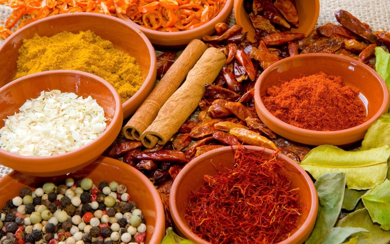 garlic, dry, freshness, cultures, seasoning, chili Pepper, backgrounds, ready-to-eat, yellow, vegetables, assorted, turmeric, india, pepper, condiment