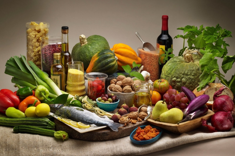 lemon, vegetables, bow, nuts, pasta, grapes, pear, Krupa, wine, pumpkin, cuts, fish, 2K, zucchini, pepper, eggplant, dried fruits, the massora
