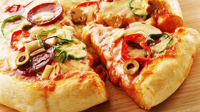 table, temptation, meat, food, snack, italian food, food and drink, serving size, vegetable, bread, baked, pie, indoors, take out food, ready-to-eat, still life