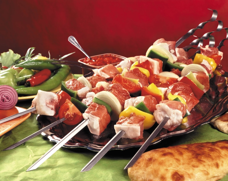 no People, indoors, snack, pork, wellbeing, crockery, sausage, beef, appetizer, refreshment, tomato, slice, eating utensil, food, dinner, heat - Temperature