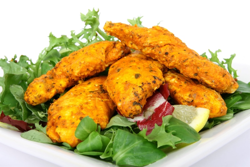 close-up, fried, food, nourishing, snack, summer, starter, garnish, serving size, no people, leaf, garum, health, orange, restaurant, spices, chicken, supper