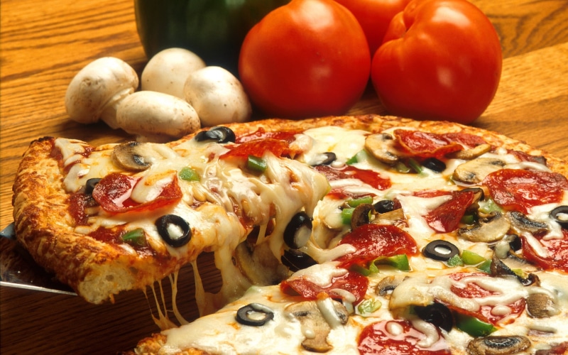 wood - Material, ham, olives, gourmet, italian food, unhealthy eating, snack, parmesan Cheese, homemade, food, savory Sauce, garlic, vegetable, mushrooms