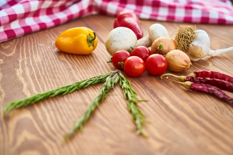 food, diet, tomato, mushroom, fresh, healthy food, photography, red pepper, nutrition, still life, raw food, vegetarian, cafe, healthy, photo, fruit, delicious