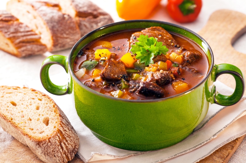 food and drink, freshness, 5K, bowl, green, dinner, ready-to-eat, meat, healthy eating, steel, vegetables, vegetable soup, pepper, green color, brown bread