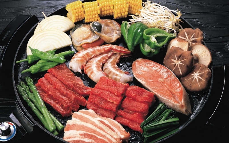 salmon - seafood, 1080P, meal, plate, steak, prepared Fish, food And Drink, freshness, vegetable, indoors, sea, refreshment, fish, green, still life, seafood