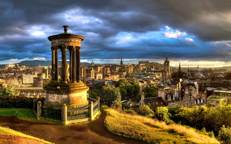 sunlight, cityscape, UK, 2K, monuments, Edinburgh, Scotland, clouds