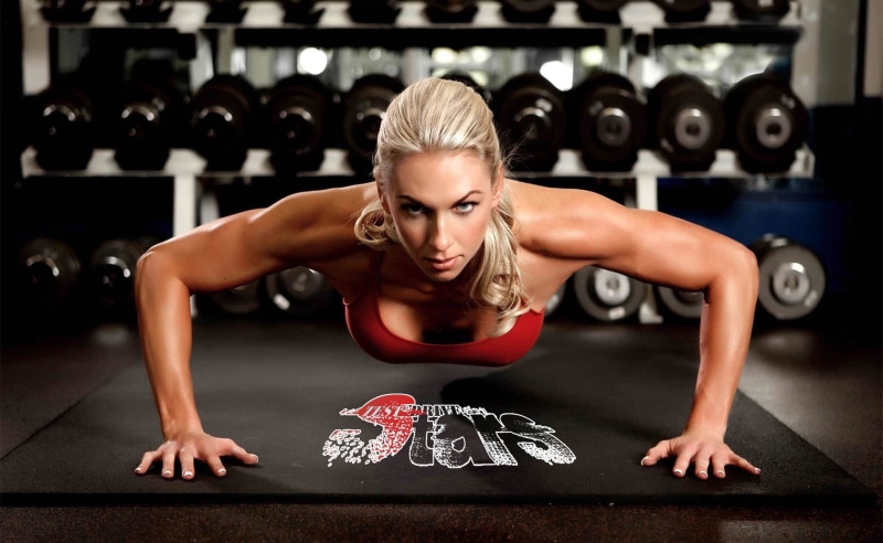 lifestyles, gym, beautiful woman, blond hair, one person, weight training, young women, sports, cleavage, adult, hair, weight, healthy lifestyle, athlete