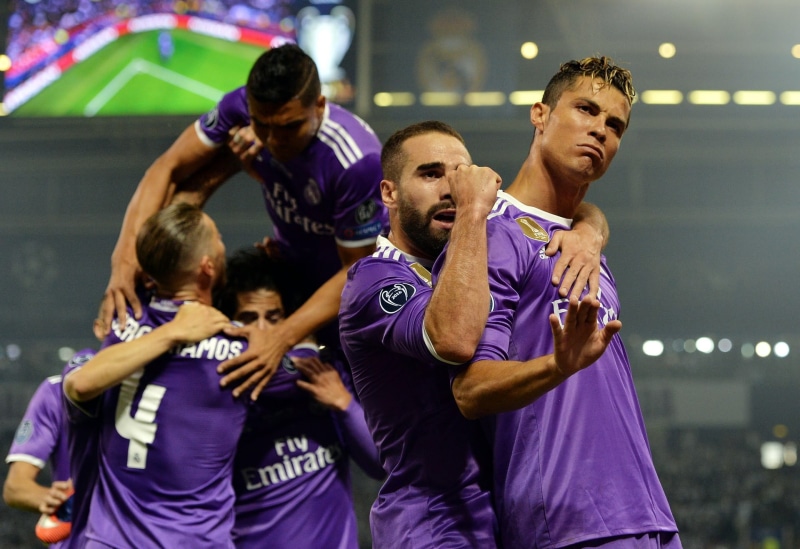 Sergio Ramos, focus on foreground, challenge, Carlos Alberto Henrique Casemiro, adult, match - sport, competition, sports clothing, competitive sport, young men