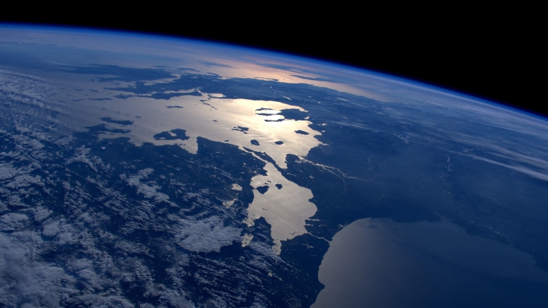 night, horizon, Earth, International Space Station, planet, globe - man made object, topography, nature, environment, astronomy, urban skyline, planet - space