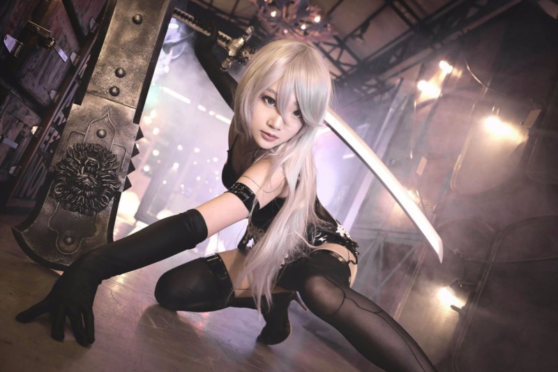 lifestyles, beauty, one person, bangs, light, sword, cosplay, platinum blonde, Nier: Automata, A2 (Nier: Automata), portrait, young adult, blond hair, hairstyle