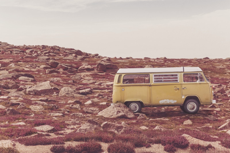 volkswagen, land Vehicle, day, old-fashioned, outdoors, old, adventure, sky, retro Styled, stationary, desert, mountain, objects, bus, landscape, car, nature