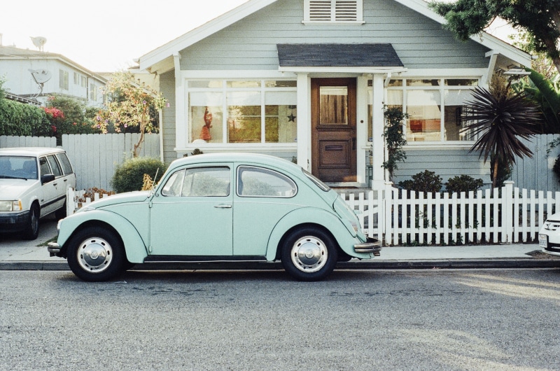 city, vintage, retro Styled, no people, garage, street, vehicle, classic, building exterior, vintage car, drive, land Vehicle, teal, outdoors, american Culture