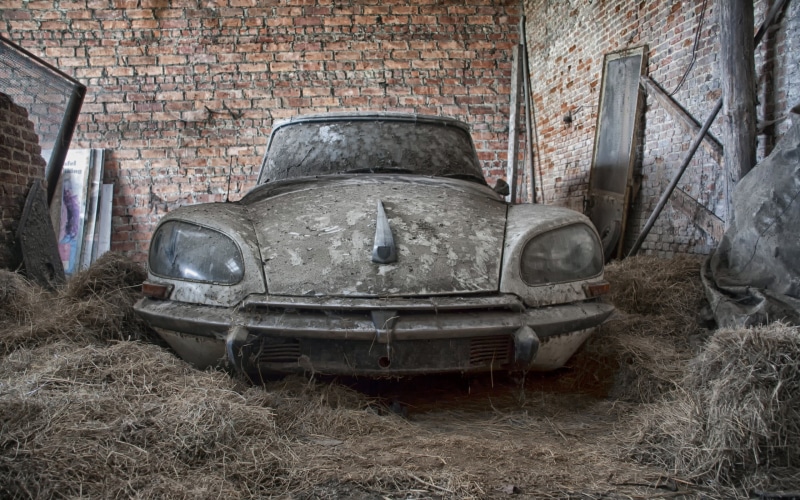 metal, field, old, obsolete, vehicle, no people, damaged, car, mode of transportation, day, abandoned, ruined, plant, decline, classic, land vehicle, brick wall