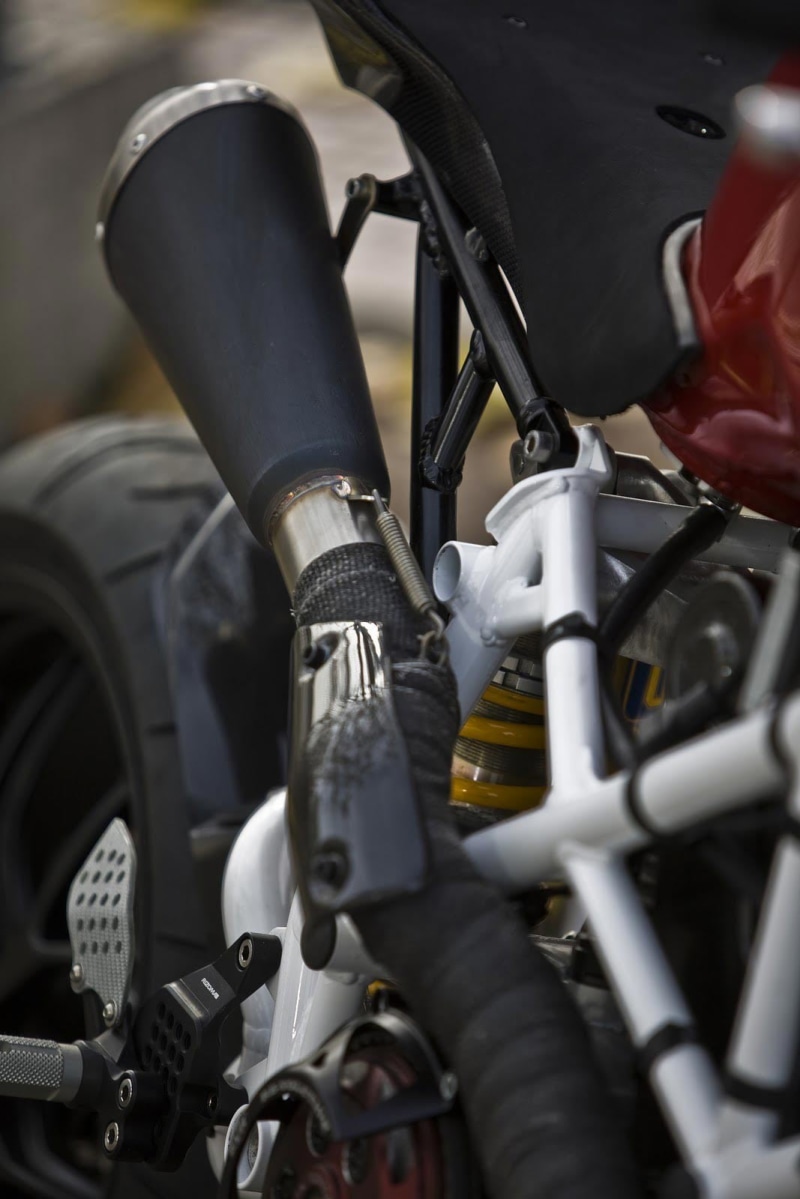 filling, gasoline, fossil fuel, land vehicle, handle, transportation, wheel, Ducati, station, gas station, motor vehicle, close-up, fuel and power generation