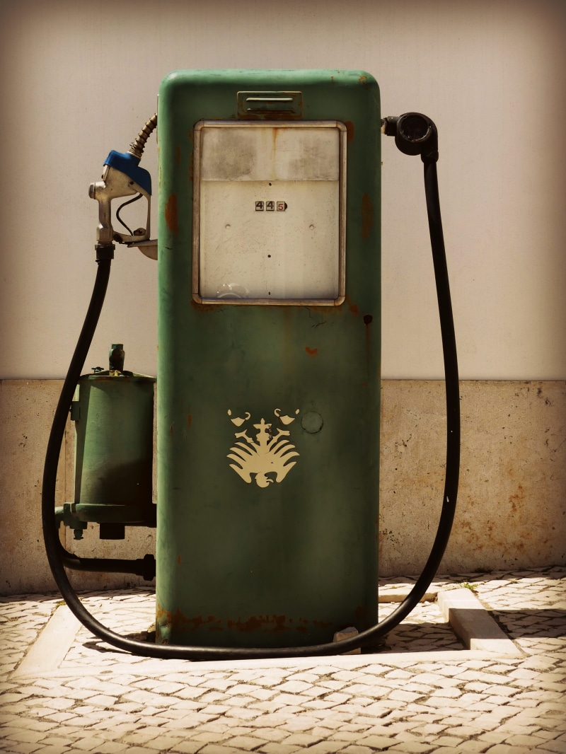 power supply, petrol, nature, gauge, fuel, vintage, gas pump, old, old gas station, fuel and power generation, technology, oil industry, obsolete, natural gas