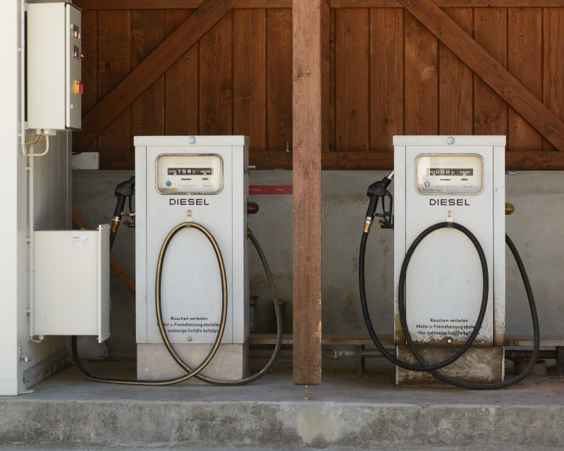 day, electrical equipment, 2K, wood - material, station, containers, industry, electricity, indoors, architecture, equipment, power supply, connection