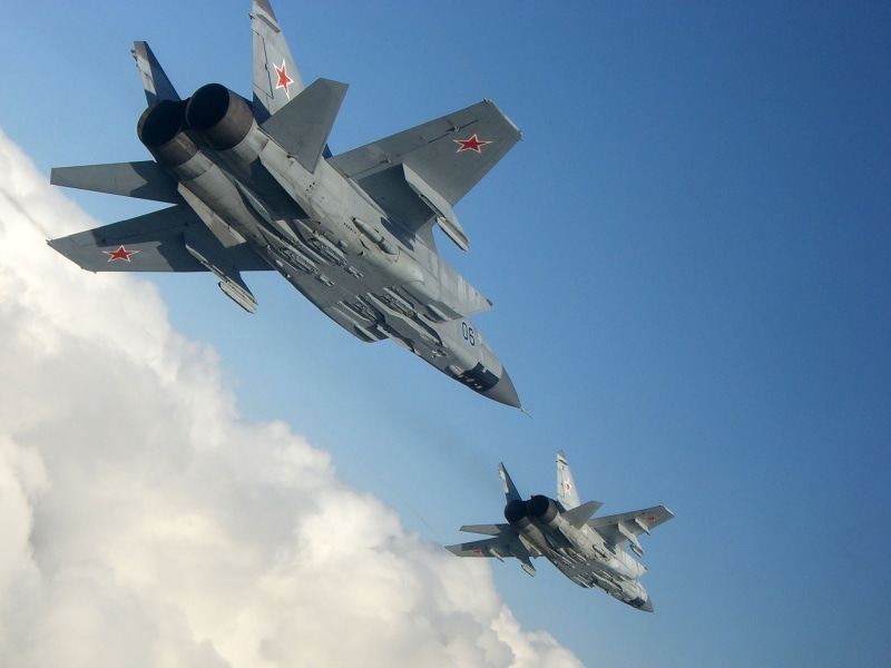 airshow, army, Mikoyan MiG-31, air force, on the move, aircraft, fighter plane, military, vehicle, aerospace industry, flying, mode of transportation, aggression