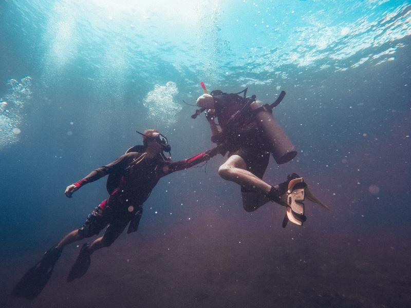 water, togetherness, student, nature, eyewear, boat, snorkel, asium, flipper, under, two people, lifestyles, exploration, swimming, ocean, tank, adventure