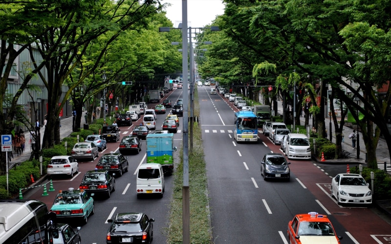 mode of transportation, traffic Jam, road, land Vehicle, japan, transportation, city Life, driving, the way forward, tree, motor vehicle, city, cityscape