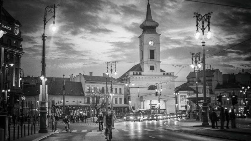built structure, nature, city life, building, crowd, walking, real people, tower, building exterior, road, 4K, architecture, budapest, sky, street, cityscape