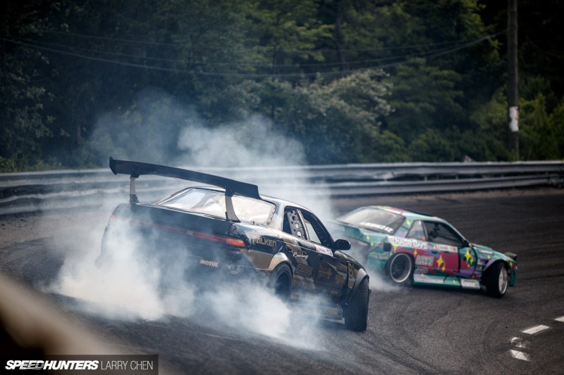 motor vehicle, smoke - physical structure, road, smoke, tree, nature, sport, sports race, S13, sunlight, toy car, outdoors, plant, Silvia, pollution, drift