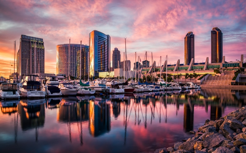 city, night, convention center, Marina, hotel, urban Skyline, Highrise, white, hour, nautical Vessel, Dusk, hdr, dock, architecture, Boat, urban Scene