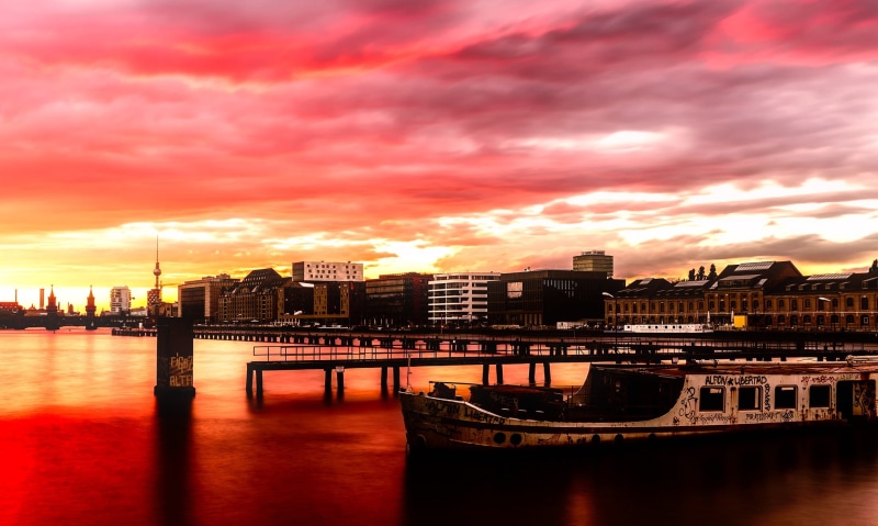 boat, river, bridge, building, urban, harbor, building exterior, reflection, 1080P, hdr, architecture, sunset, urban Skyline, silhouettes, dusk, waterfront